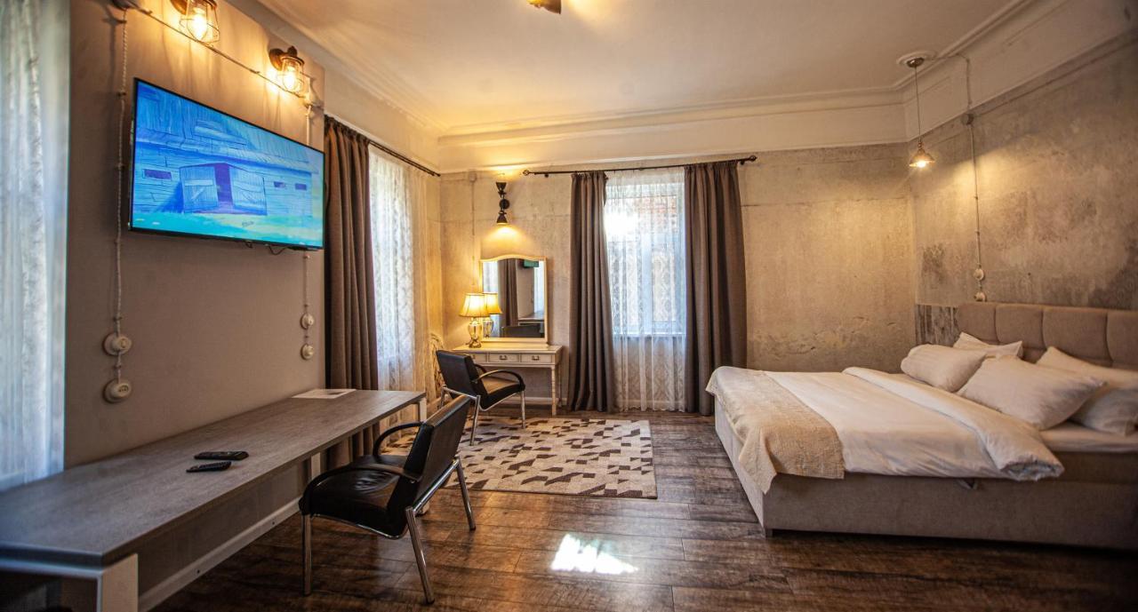 Biplan Hotel Daugavpils Exteriör bild