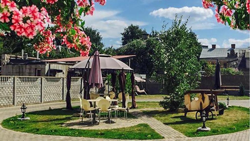 Biplan Hotel Daugavpils Exteriör bild