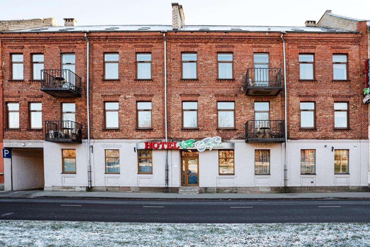 Biplan Hotel Daugavpils Exteriör bild