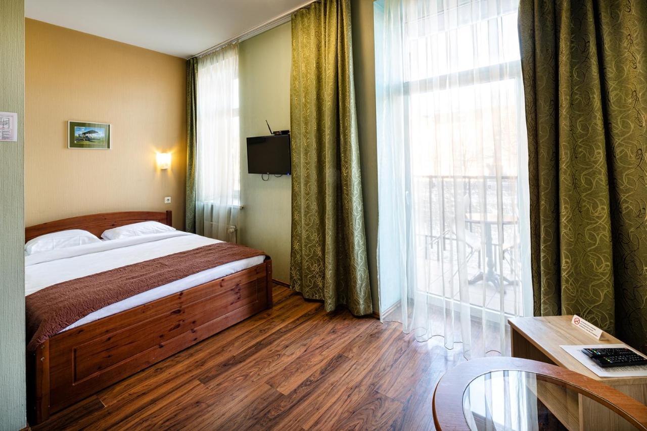 Biplan Hotel Daugavpils Exteriör bild